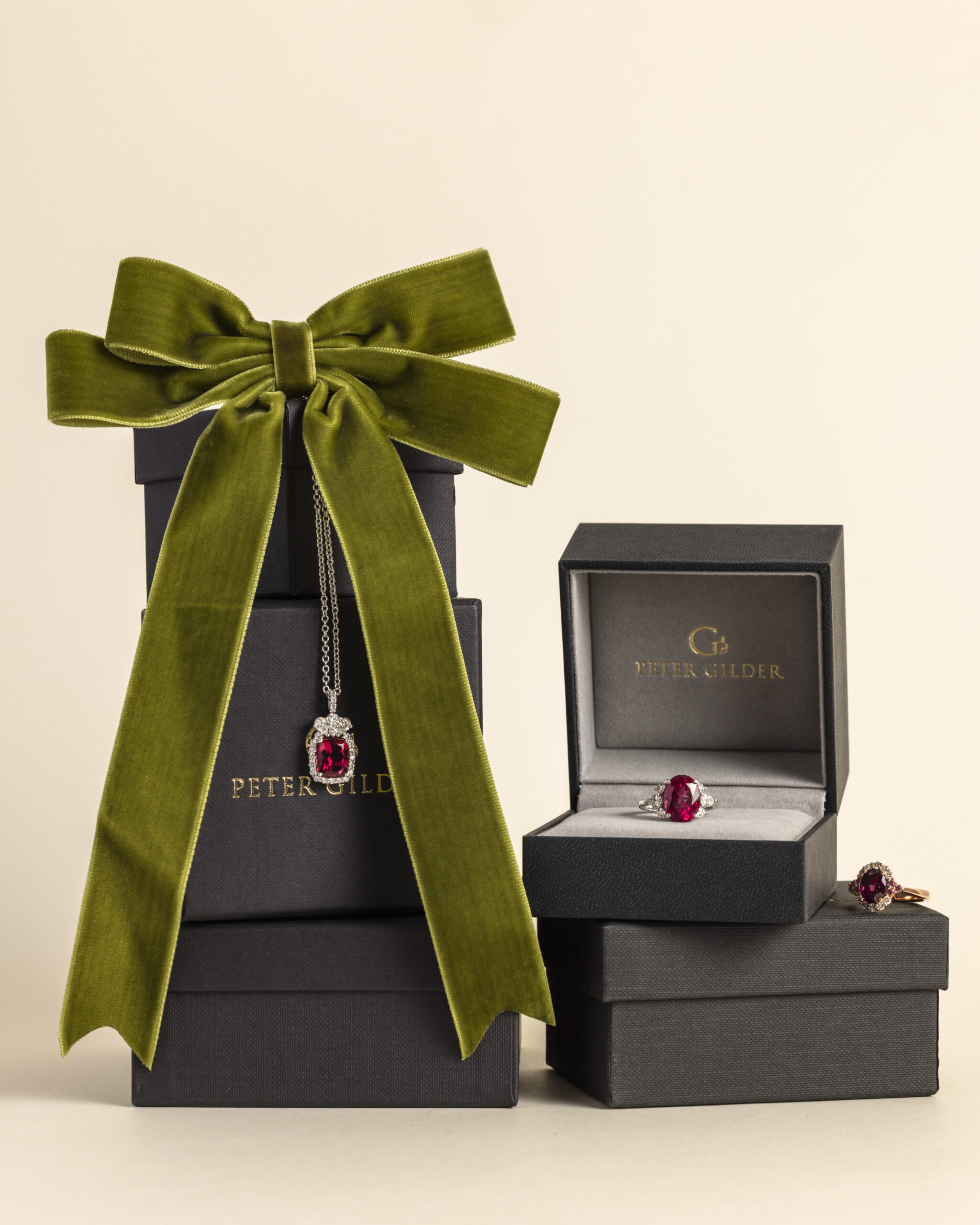 RebeccaAnn–PeterGilder–Product(Christmas)-1